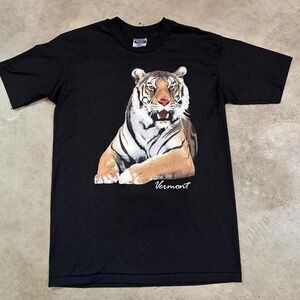Vintage Hanes Men's Size Medium Puffy Graphic Tiger T-shirt Made in USA